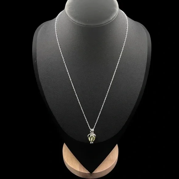 Silver Cage Pendant With Uranium Glass Bead Glows Green Silver Chain - Picture 2 of 5
